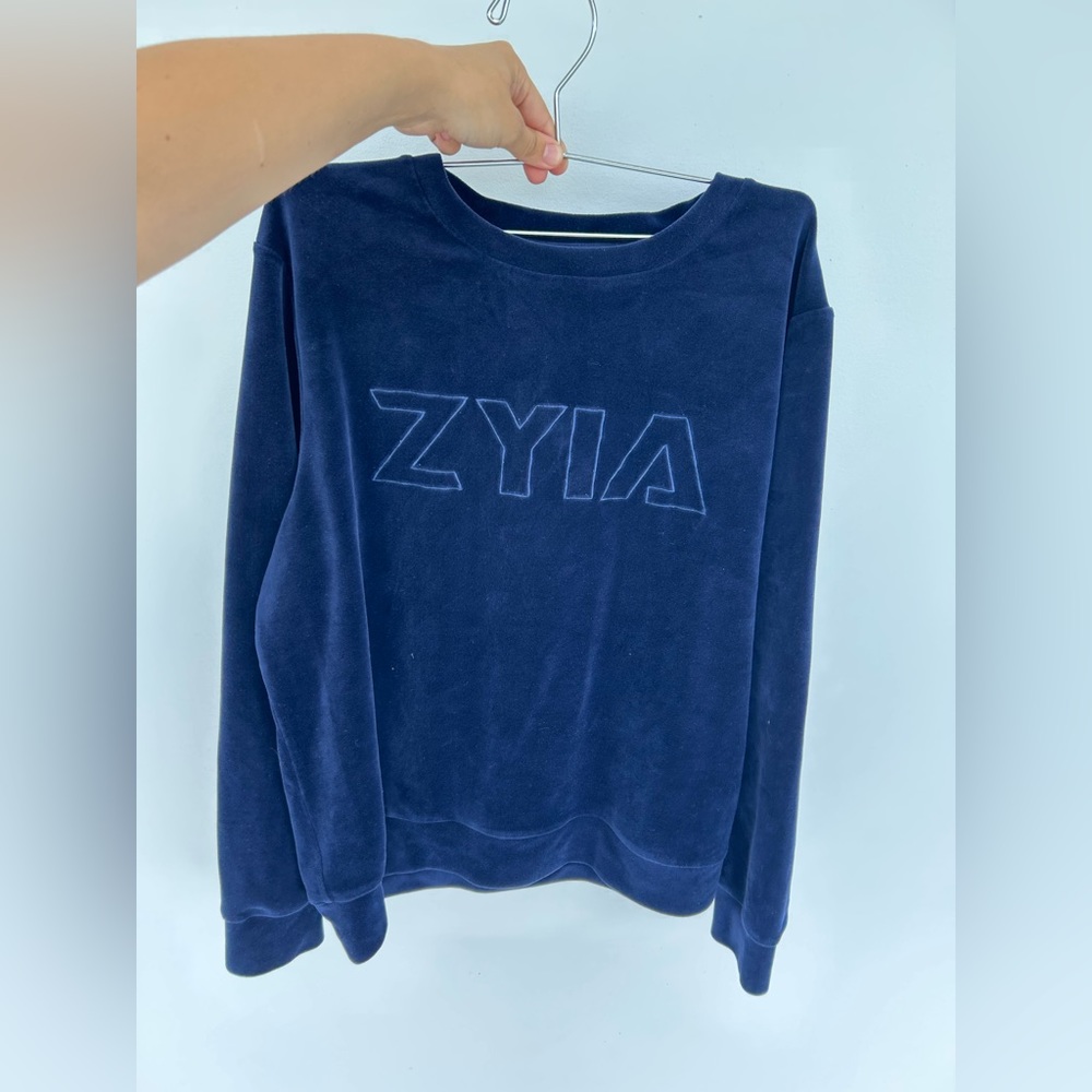 💫ZYIA WOMENS XL VELOUR SHIRT 💫